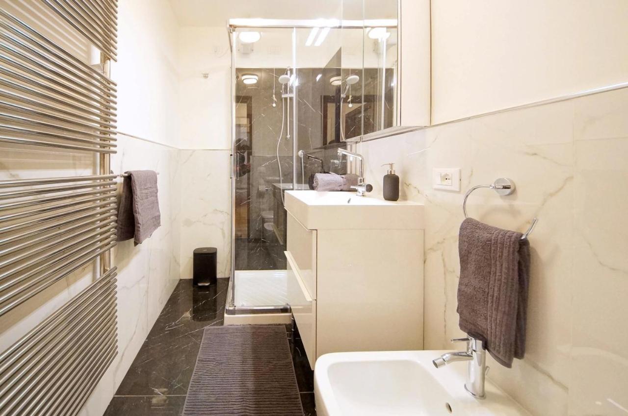 Calle Dei Fabbri Marble Appartement
